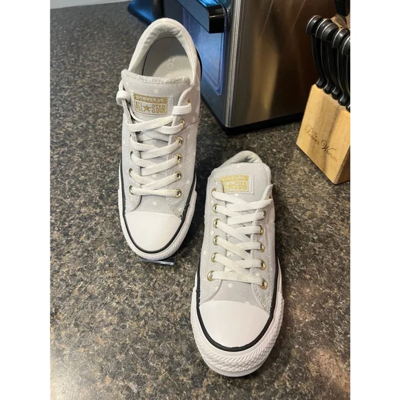 Converse Chuck Taylor All Star Madison Ox Polka Dot Sneakers - Picture 10 of 10